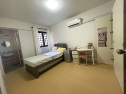 Blk 211 Jurong East Street 21 (Jurong East), HDB 3 Rooms #553675131